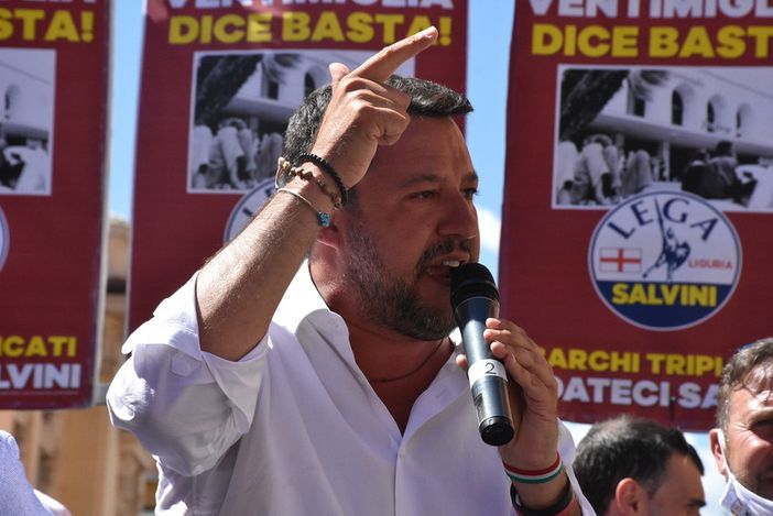 Matteo Salvini in tour nei rioni di Varese per sostenere Matteo Bianchi