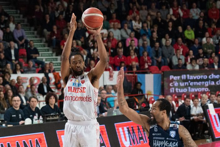 Tomas Woldetensae, autore stasera di 15 punti (foto Fabio Averna)