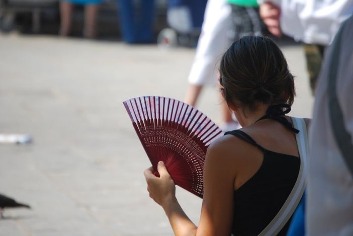 Il vero calo delle temperature? Probabilmente da sabato. L'ondata di calore in corso ci ha investito l'11 giugno Il vero calo delle temperature? Probabilmente da sabato. L'ondata di calore in corso ci ha investito l'11 giugno