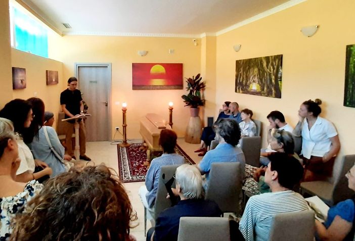 A Gemonio l'ultimo saluto a Matthew Broussard: «La tua arte e il tuo genio resteranno per sempre» A Gemonio l'ultimo saluto a Matthew Broussard: «La tua arte e il tuo genio resteranno per sempre»