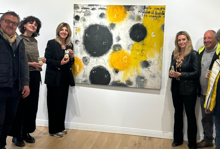 L'assessore regionale Francesca Caruso, a destra, in visita ieri ai musei viggiutesi (foto Comune di Viggiù)