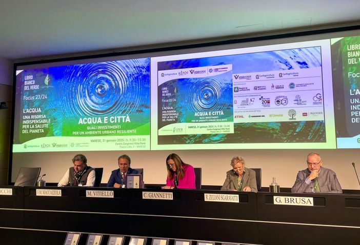 "Acqua e città: quali investimenti per un ambiente urbano resiliente", il convegno tenutosi stamattina a Ville Ponti
