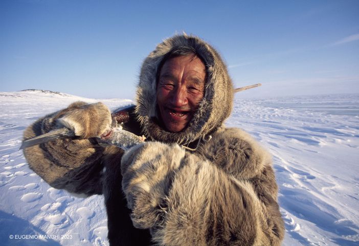 “Eugenio Manghi. Mezzo secolo di fotografia”. Al Castello di Masnago la mostra antologica