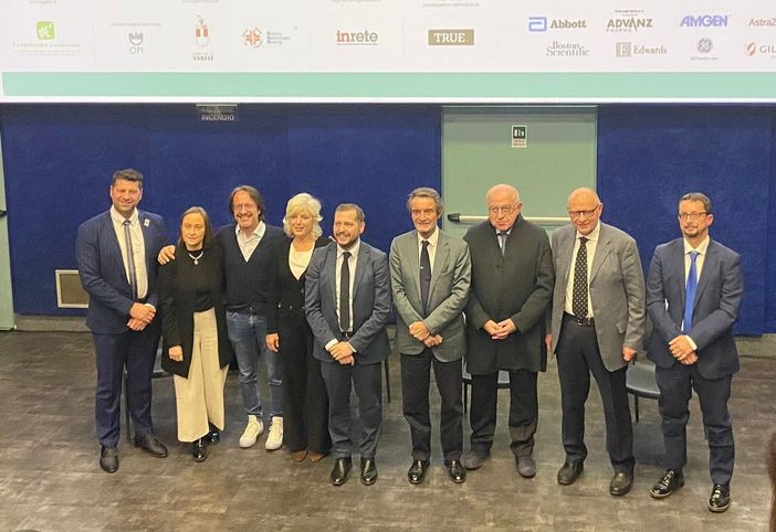 Il road show sulla riforma sanitaria lombarda ha fatto tappa a Varese: «Al centro c'è la medicina territoriale»