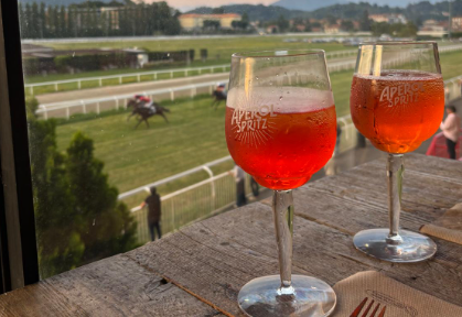 Brunch gourmet tra musica soft e sapori autentici all’Ippodromo di Varese