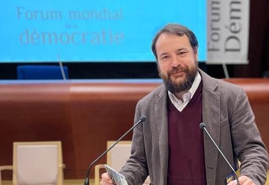 Forum mondiale per la democrazia, Rampi (Pd): «In crisi profonda, ma la cultura può curarla»