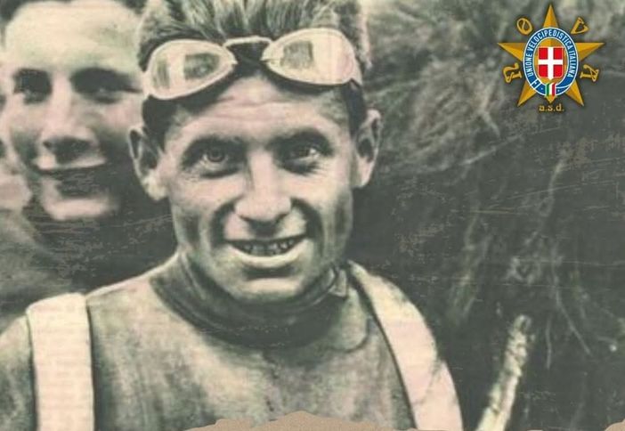 Cittiglio celebra il suo campione Alfredo Binda con una sfilata in paese e una gara ciclistica stile Anni Venti Cittiglio celebra il suo campione Alfredo Binda con una sfilata in paese e una gara ciclistica stile Anni Venti