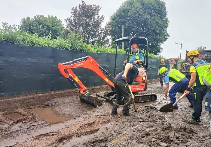 Sul territorio di Barasso si sono verificate alcune situazioni di emergenza a causa del maltempo di domenica e lunedì Sul territorio di Barasso si sono verificate alcune situazioni di emergenza a causa del maltempo di domenica e lunedì