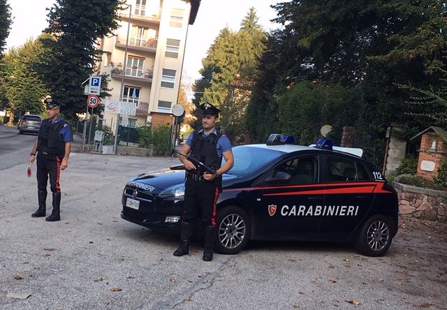 I carabinieri di Luino (foto d'archivio)