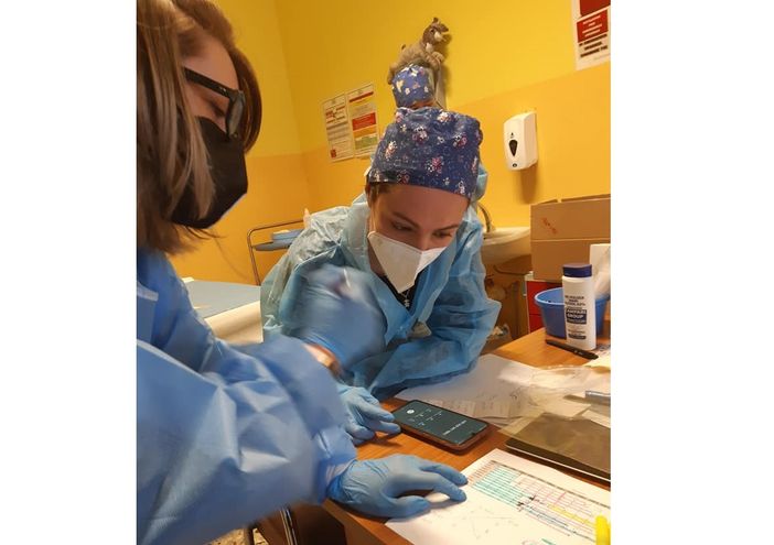 A Malnate vaccinate 176 persone in un giorno con la sindaca infermiera:  «Abbiamo attivato una grande catena di solidarietà»