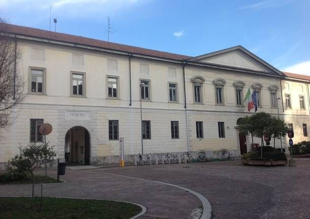Giunta Busto: ok al volontariato ambientale del Cse “Oltre”. Poi una sfilza di patrocini Giunta Busto: ok al volontariato ambientale del Cse “Oltre”. Poi una sfilza di patrocini