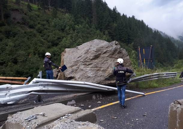 Un'immagine della recente frana in Valfurva, alta Valtellina.
