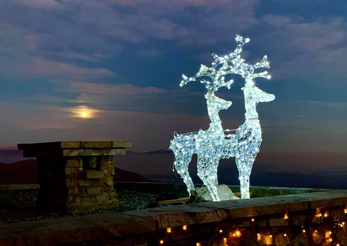 Lucine al Sacro Monte, l'Unione Nazionale Cavalieri D’Italia contribuisce all'allestimento