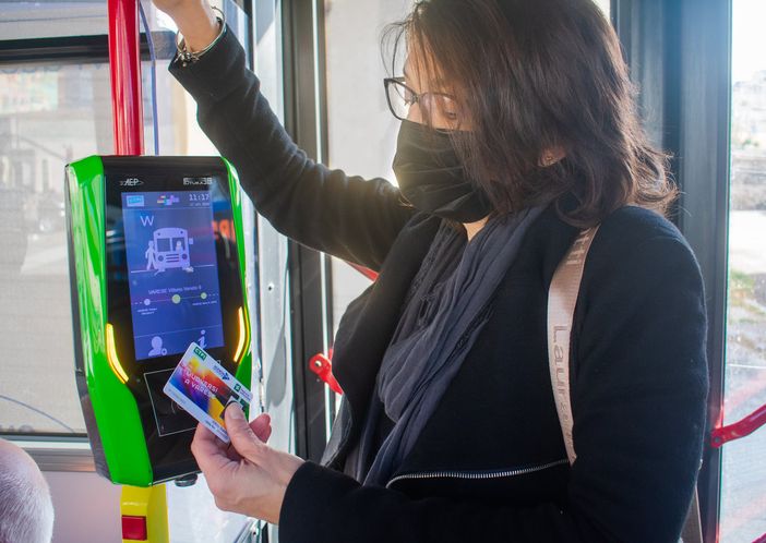 Autolinee Varesine: un unico tesserino, qualsiasi abbonamento