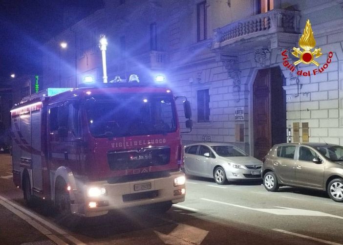 I vigili del fuoco sul posto I vigili del fuoco sul posto