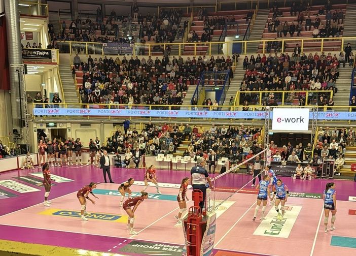 VIDEO. Uyba, quanto sei bella! Il derby è tuo (3-0 a Novara) VIDEO. Uyba, quanto sei bella! Il derby è tuo (3-0 a Novara)