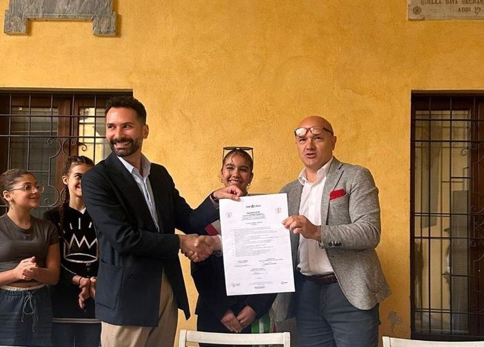 Gentilezza in azione a Besozzo, con gli operatori sanitari Gentilezza in azione a Besozzo, con gli operatori sanitari