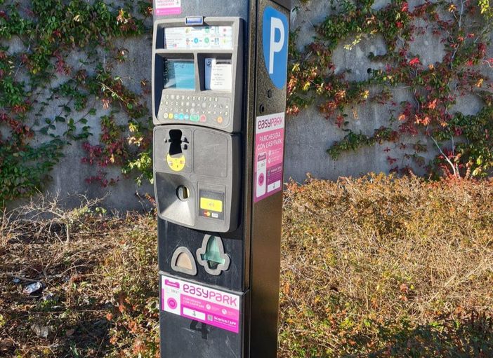 Parcheggi a pagamento a Lavena Ponte Tresa: attivo il sistema EasyPark