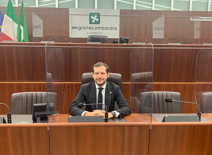 Monti premiato al Cancer Policy Award 2021: «In Lombardia sistema vincente grazie al gioco di squadra con le associazioni di volontariato»