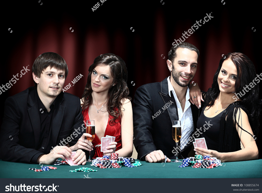 La popolarità del poker in Italia: dal film "La Città gioca d'azzardo" all’attualità