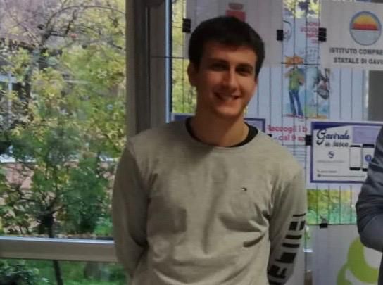 «Alex sorrideva a tutti e alla vita. A Gavirate si era fatto amare con semplicità e sensibilità» «Alex sorrideva a tutti e alla vita. A Gavirate si era fatto amare con semplicità e sensibilità»