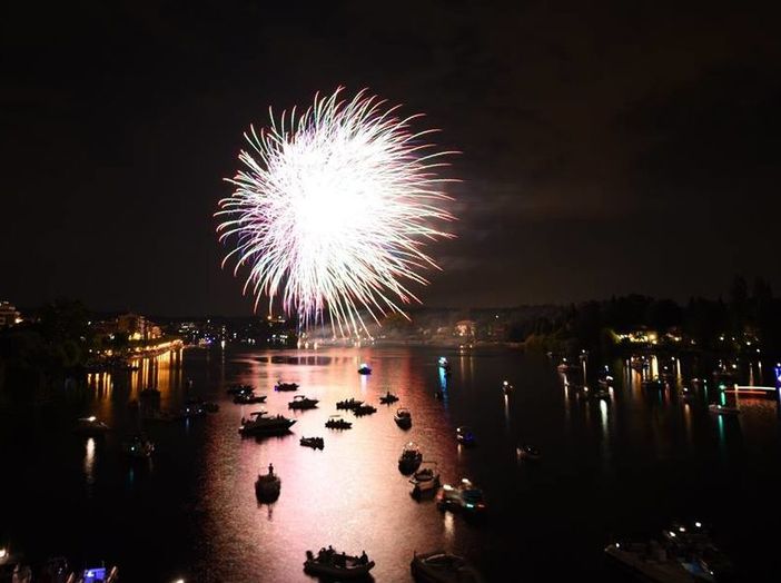 Grande attesa per la serata dei fuochi d’artificio a Sesto Calende
