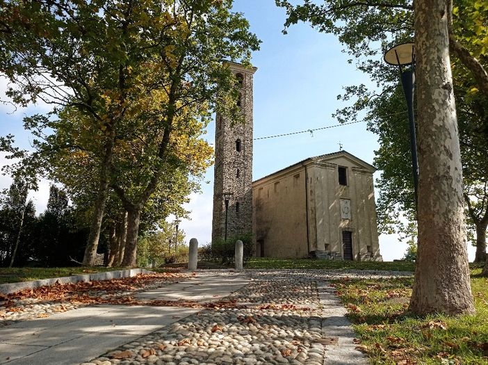 Barasso, Casciago, Comerio e Luvinate alla riscoperta del Sentiero 10, camminando e mangiando