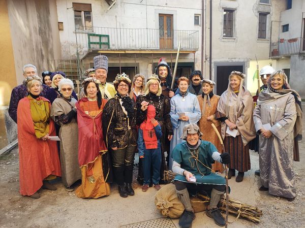 Tutti in maschera al Carnevale di Malnate Tutti in maschera al Carnevale di Malnate