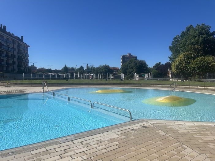La piscina Manara Sartori ritrova la sua estate da sabato. Tutti gli oratori in pista e tariffe invariate