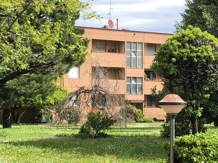 DELITTO DI SAMARATE. Lei era andata a vivere con i genitori, lui la controllava e aveva anche già scritto la data dell'agguato DELITTO DI SAMARATE. Lei era andata a vivere con i genitori, lui la controllava e aveva anche già scritto la data dell'agguato