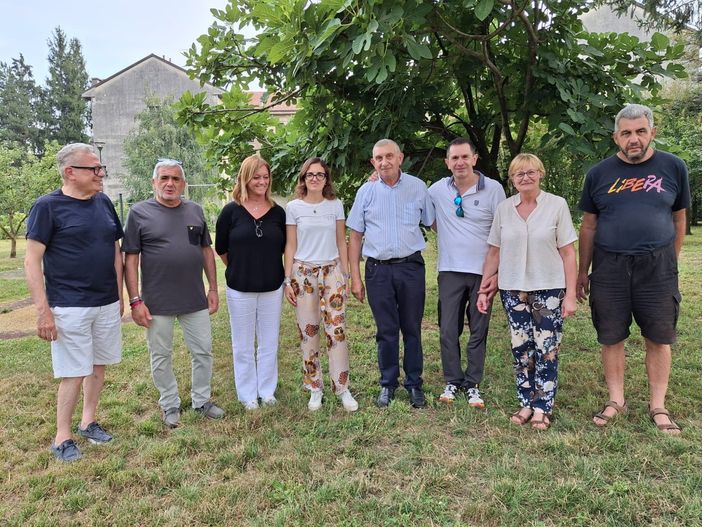 Il momento della commemorazione al parco di via Bellini Il momento della commemorazione al parco di via Bellini