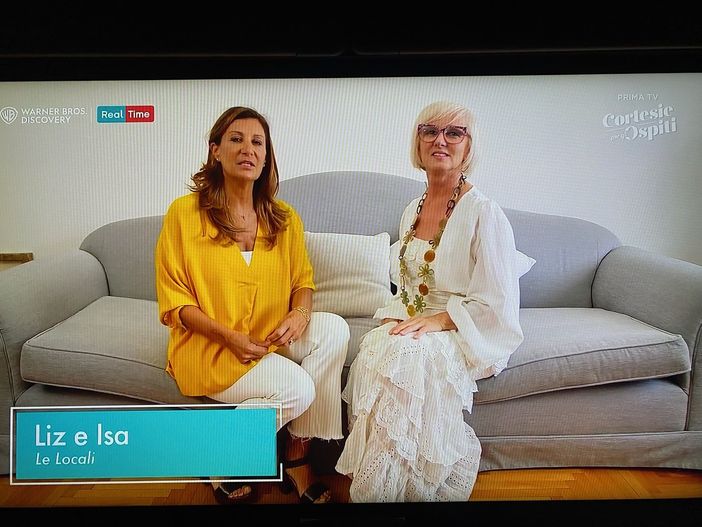 Elisabetta e Isa a Cortesie per gli ospiti