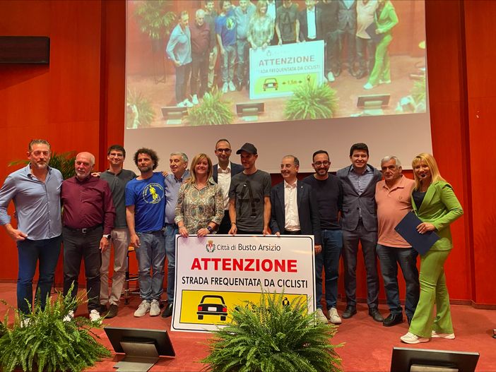 VIDEO. «Le piste ciclabili non agevolano i ciclisti professionisti, spesso sono più pericolose delle strade» VIDEO. «Le piste ciclabili non agevolano i ciclisti professionisti, spesso sono più pericolose delle strade»