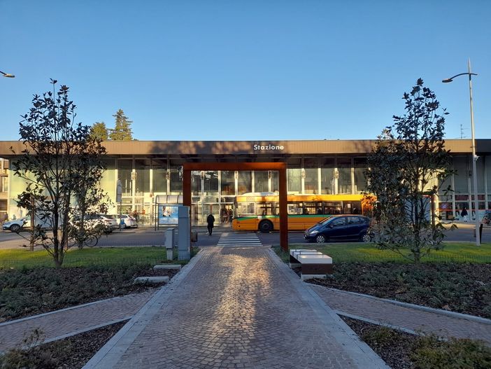 Gallarate, presidio fisso della Polizia Locale in stazione: «Un passo avanti per la sicurezza dei cittadini» Gallarate, presidio fisso della Polizia Locale in stazione: «Un passo avanti per la sicurezza dei cittadini»