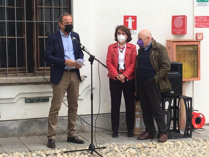 Busto, nuvole di libri come un sogno: «Tornare alla normalità»