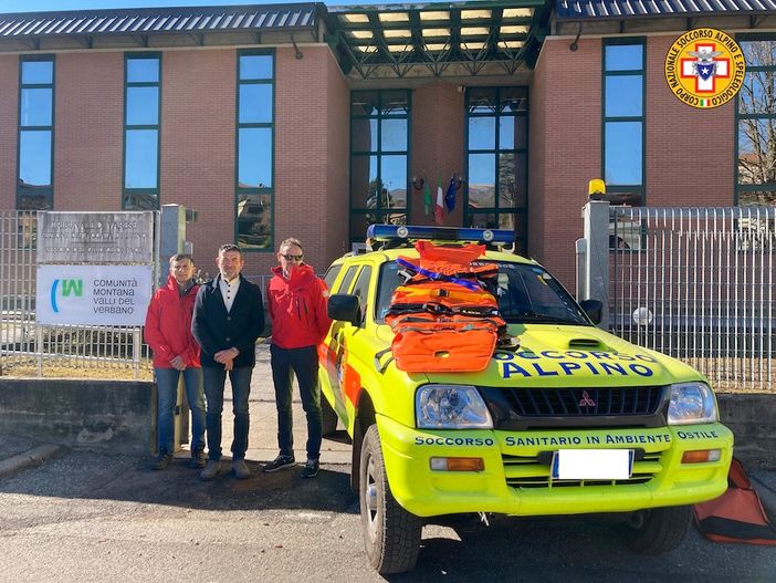 Un prezioso dono per il Soccorso Alpino del Varesotto