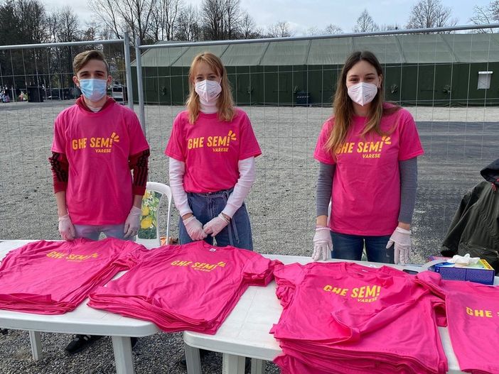 Vaccinazioni, i volontari di “Ghe Sem” approdano a MalpensaFiere Vaccinazioni, i volontari di “Ghe Sem” approdano a MalpensaFiere