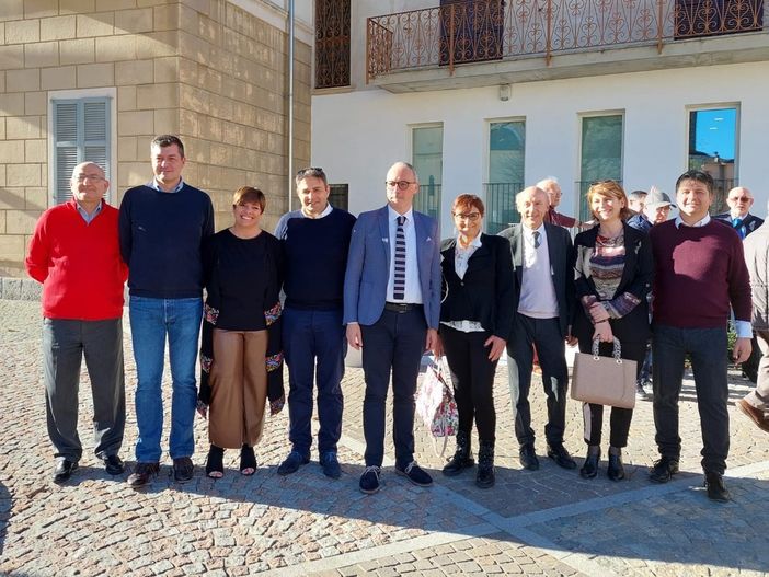 FOTO E VIDEO. Valmorea: ieri, oggi e domani. «Riportare in vita la ferrovia è possibile» FOTO E VIDEO. Valmorea: ieri, oggi e domani. «Riportare in vita la ferrovia è possibile»