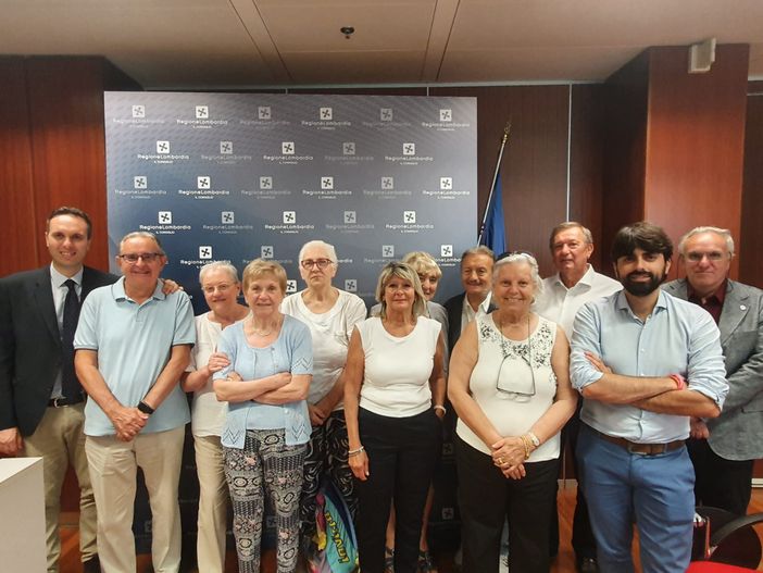 La delegazione di Malnate Ideale a Palazzo Pirelli