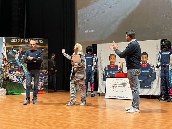 VIDEO E FOTO. Olgiate corre con le emozioni del suo campione. Miele: «Quelle del Giappone mi sembravano le strade di casa nostra. Ci vogliono preparazione e audacia»