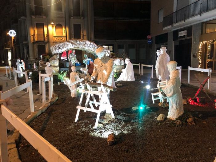 Don David e i volontari del gruppo Presepi Don David e i volontari del gruppo Presepi