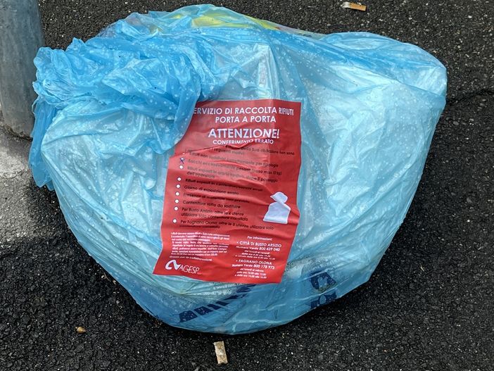 Tariffa puntuale, rodaggio finito: dal 1° luglio stop al ritiro dei sacchi non conformi Tariffa puntuale, rodaggio finito: dal 1° luglio stop al ritiro dei sacchi non conformi