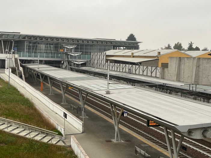 Guasto tra Rescaldina e Castellanza, altra mattina di disagi per i pendolari