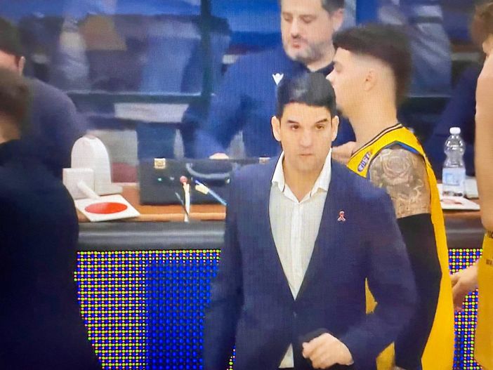 Sconfitta per la Openjobmetis di coach Mandole sul parquet di Scafati Sconfitta per la Openjobmetis di coach Mandole sul parquet di Scafati