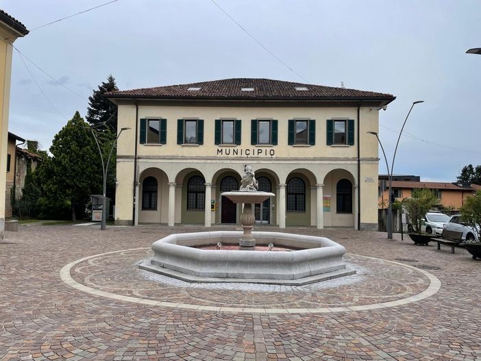 Gavirate, nuovi orari e nuova carta dei servizi per il Polo 0-6 Gavirate, nuovi orari e nuova carta dei servizi per il Polo 0-6