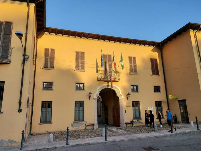 Il Comune di Besozzo Il Comune di Besozzo