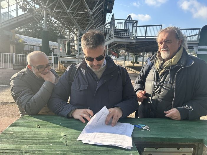 L'Ad Luigi Rinzivillo con Daniele Fortuzzi e il tecnico del Comune di Varese