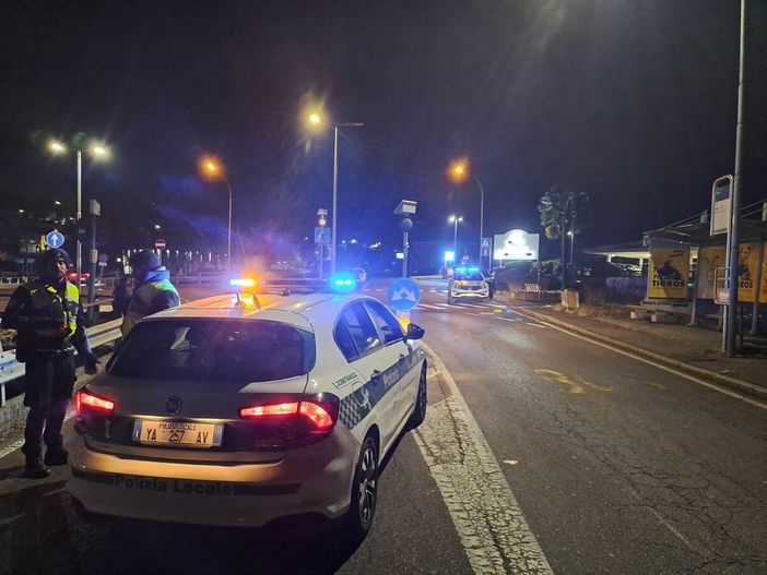 Controlli serali e notturni della polizia locale di Lavena Ponte Tresa