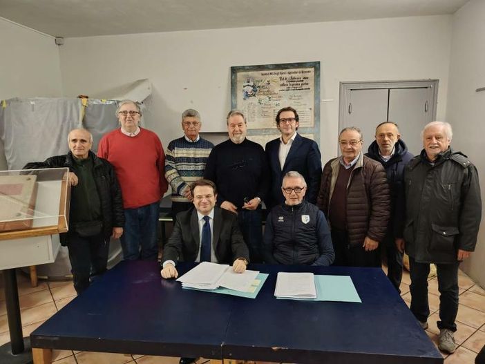 Firmata la fusione tra i due enti bizzozeresi