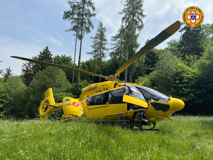 VIDEO. Escursionista lombardo precipita in un canalone e muore. Il fratello si salva aggrappandosi a una pianta VIDEO. Escursionista lombardo precipita in un canalone e muore. Il fratello si salva aggrappandosi a una pianta